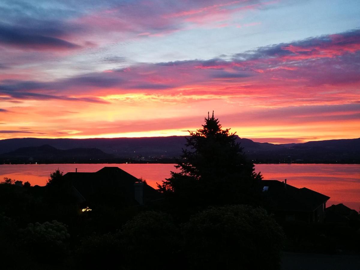 Casa Grande Lakeview House West Kelowna Camera foto