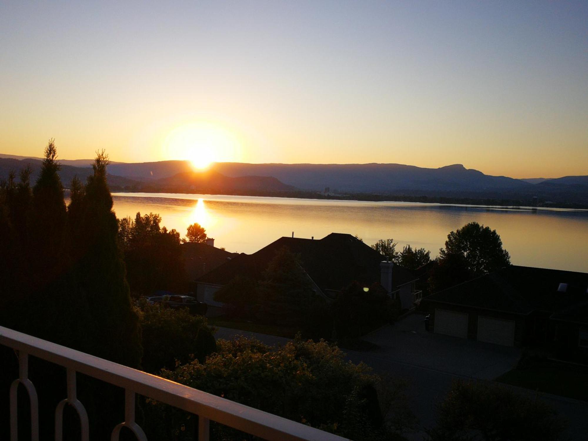 Casa Grande Lakeview House West Kelowna Camera foto